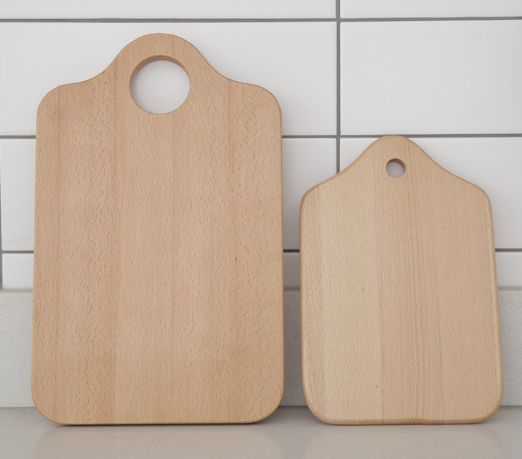 精品櫸木帶孔切菜板 實木砧板 麵包板水果板
