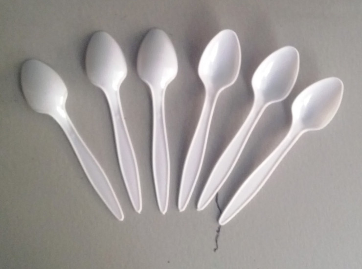 (箱/1000支) 14.5cm白色小勺 供應一次性塑料沙冰勺 市場通用白色圓頭小勺 (包運送上門)
