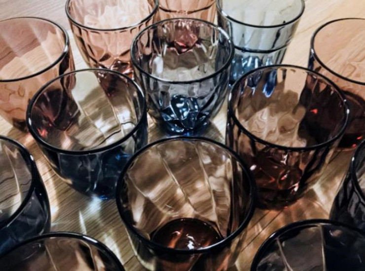 (箱/48隻) 彩色透明加厚創意 玻璃水杯酒店旅館餐廳用漱口杯子刷牙杯批發