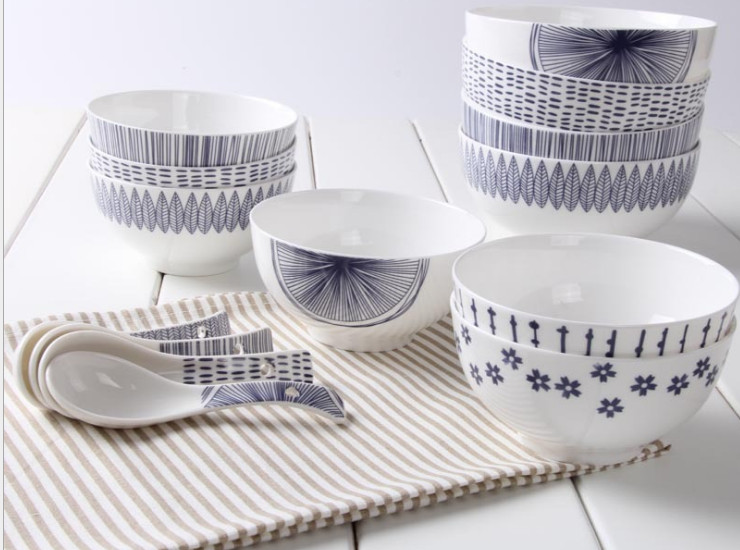 陶瓷骨瓷碗勺 北欧风简约蓝白陶瓷碗 创意4.5寸骨瓷米饭碗色拉碗餐具套装批发