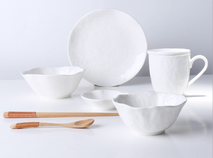 陶瓷餐具套裝 8頭歐式主題餐廳高檔純白骨瓷餐具 環保藝術陶瓷碗盤筷勺子套裝