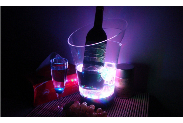 Tilted-mouth Plastic Remote Control LED Illuminous Ice Bucket