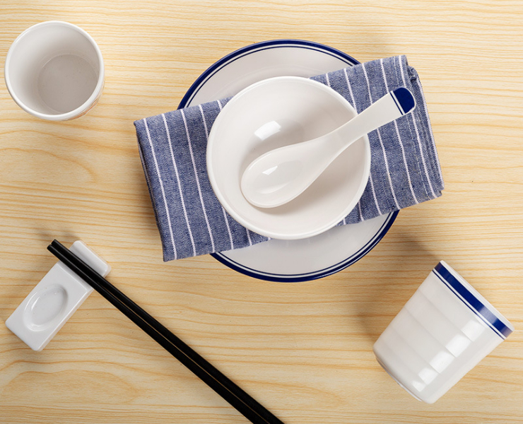 密胺酒店擺台餐具塑料仿瓷白色盤碗碟套裝火鍋飯店餐具四件套